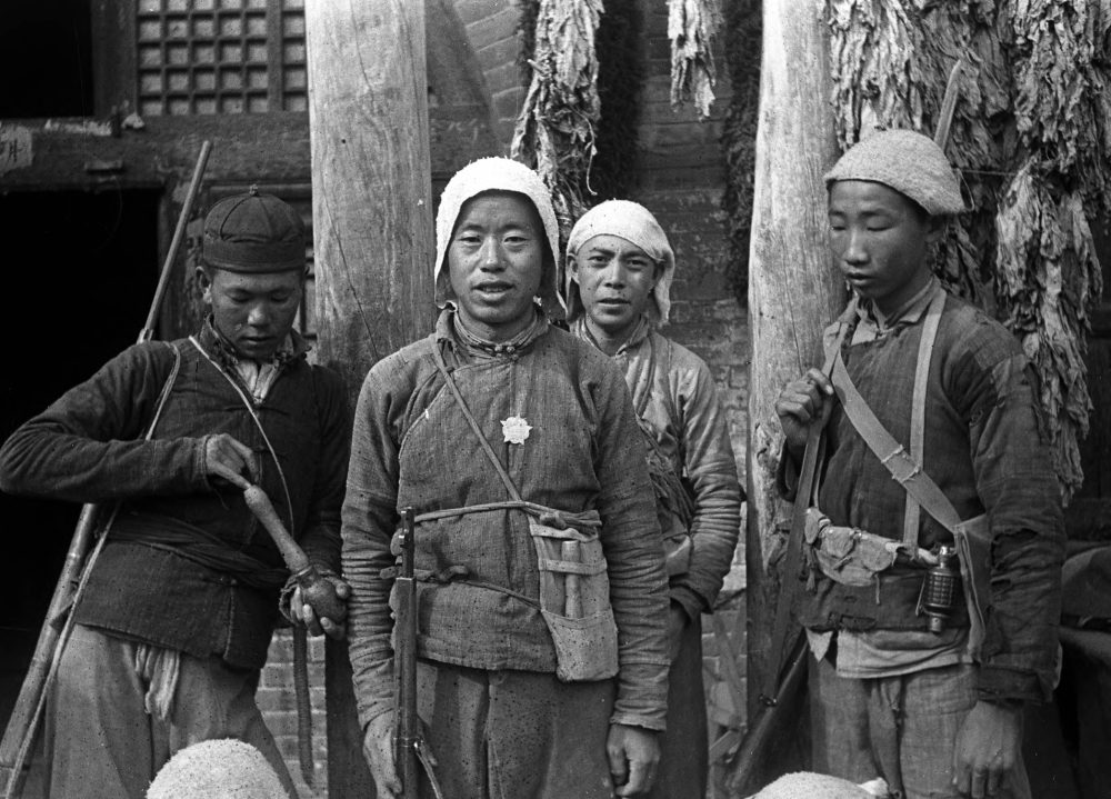 【JPG清晰版】._延安，武装人民民兵成员