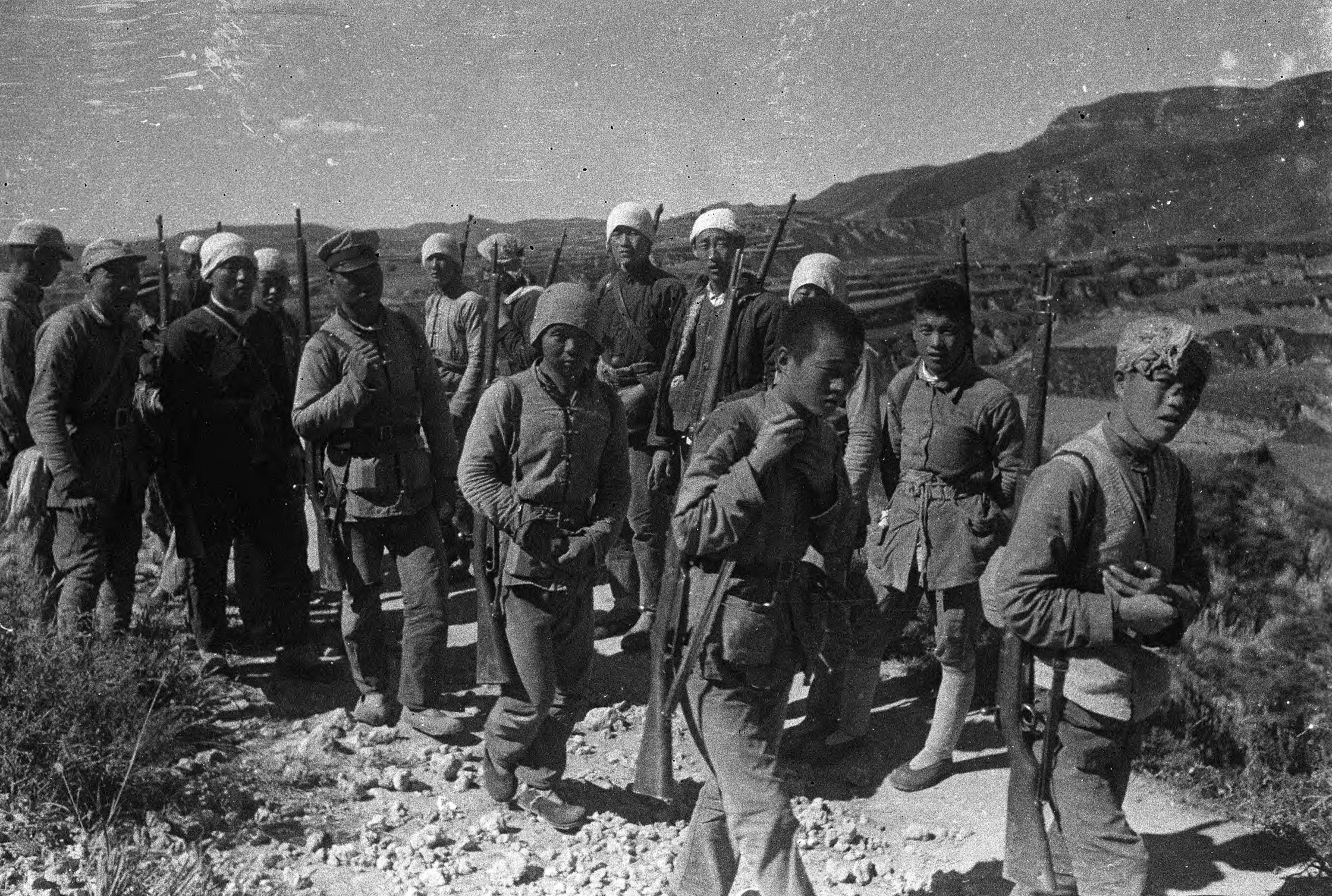 【JPG清晰版】._延安，人民民兵成员