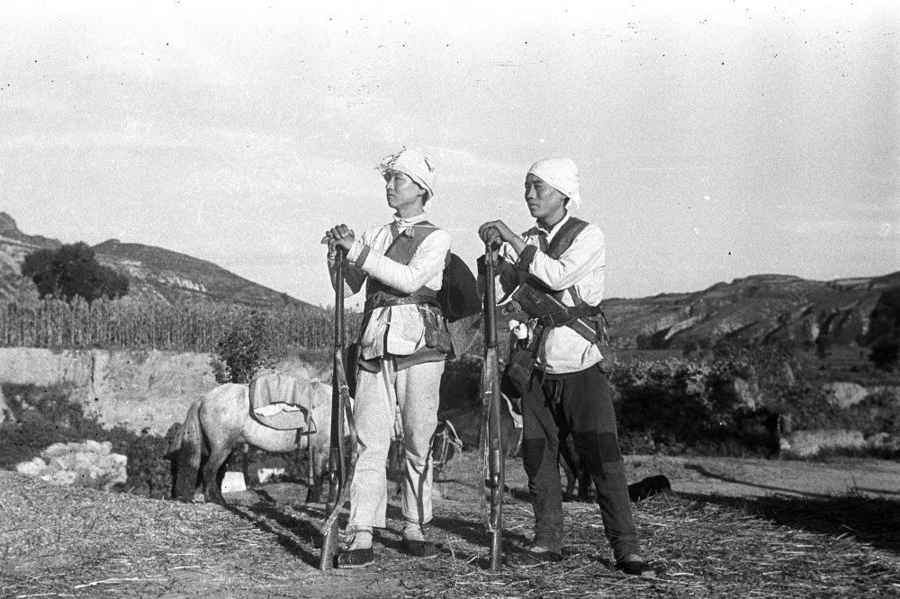 【JPG清晰版】._延安，人民民兵成员