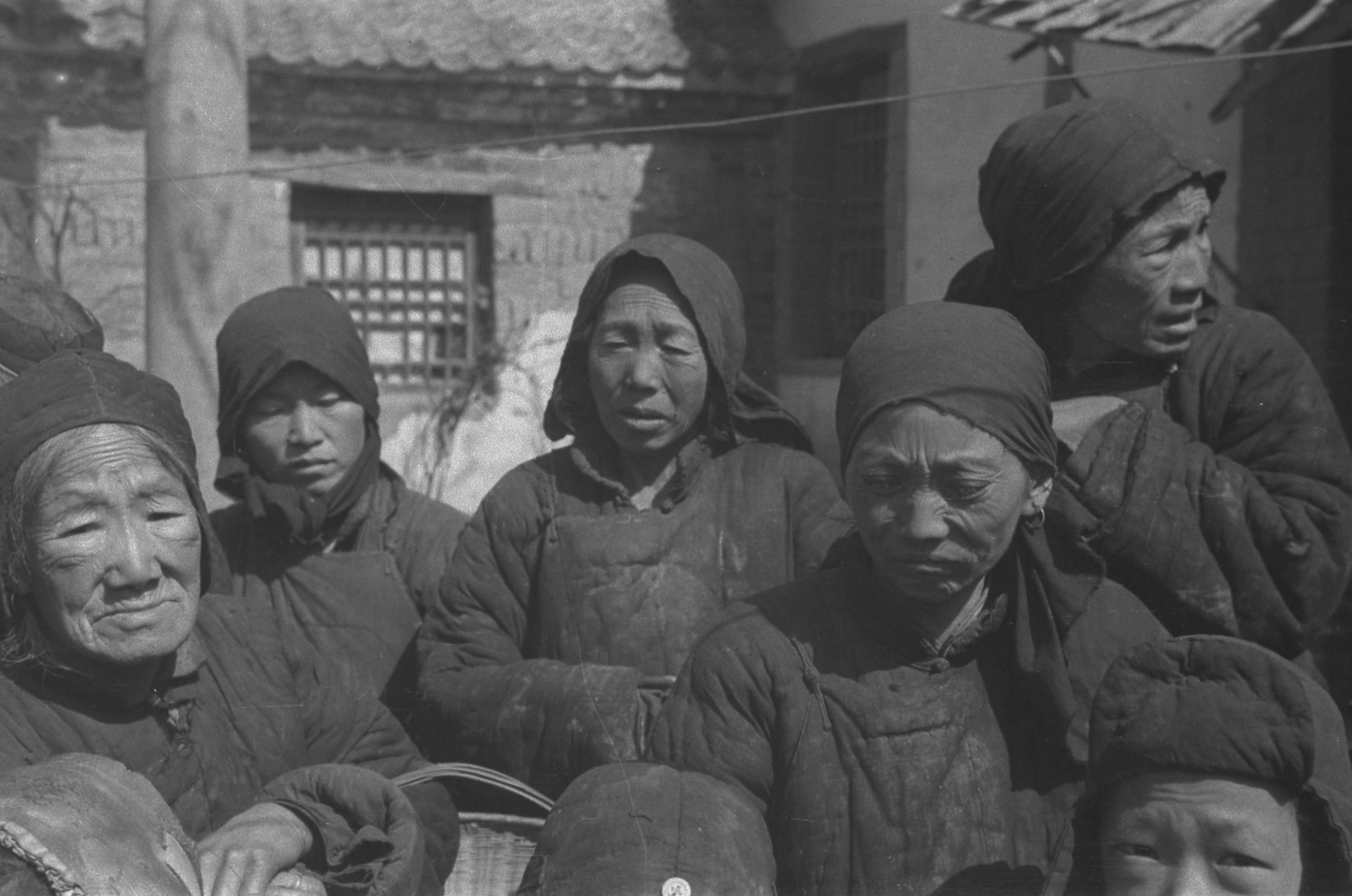 【JPG清晰版】._河南省饥荒地区的难民