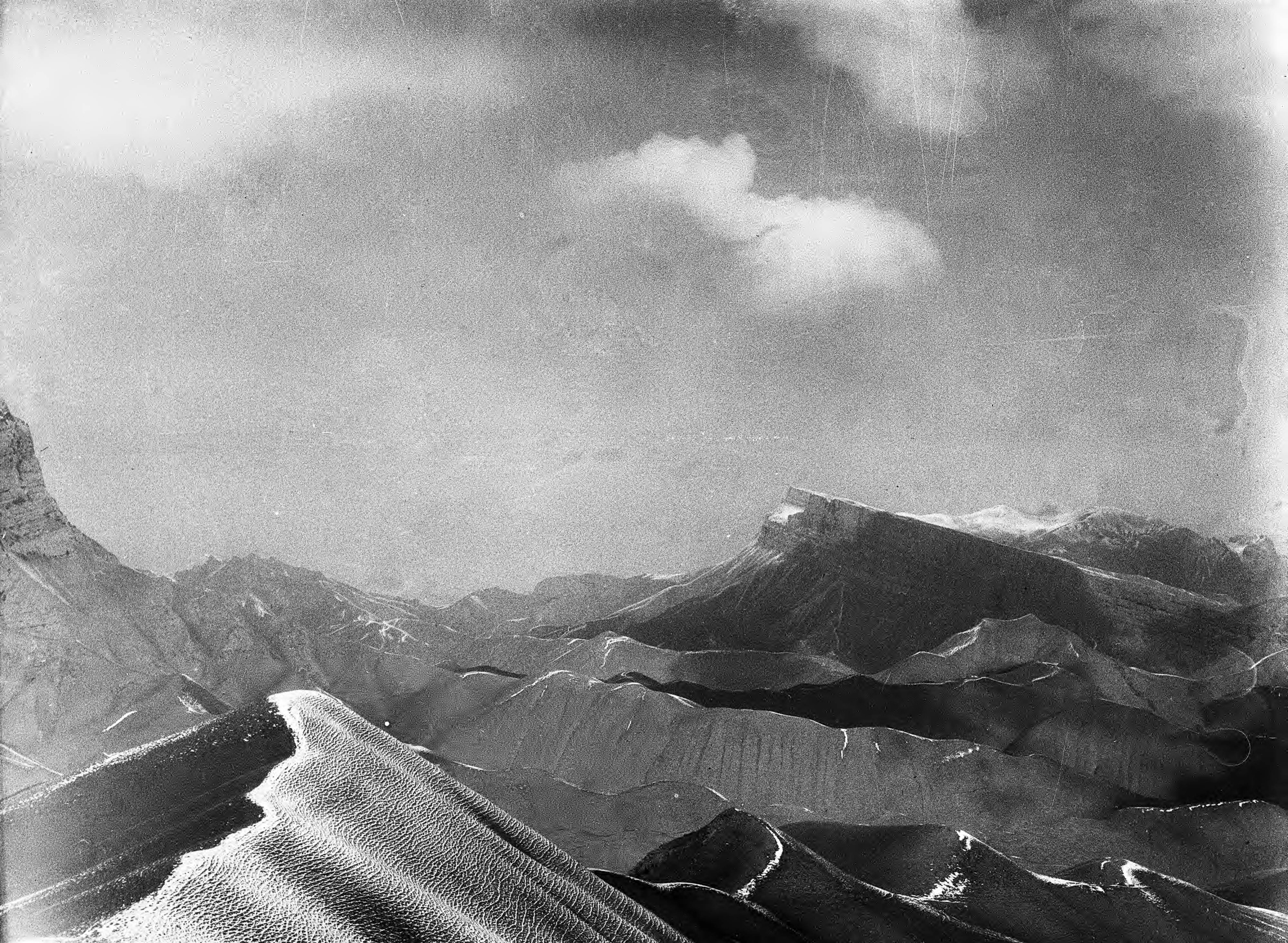 【JPG清晰版】._山景