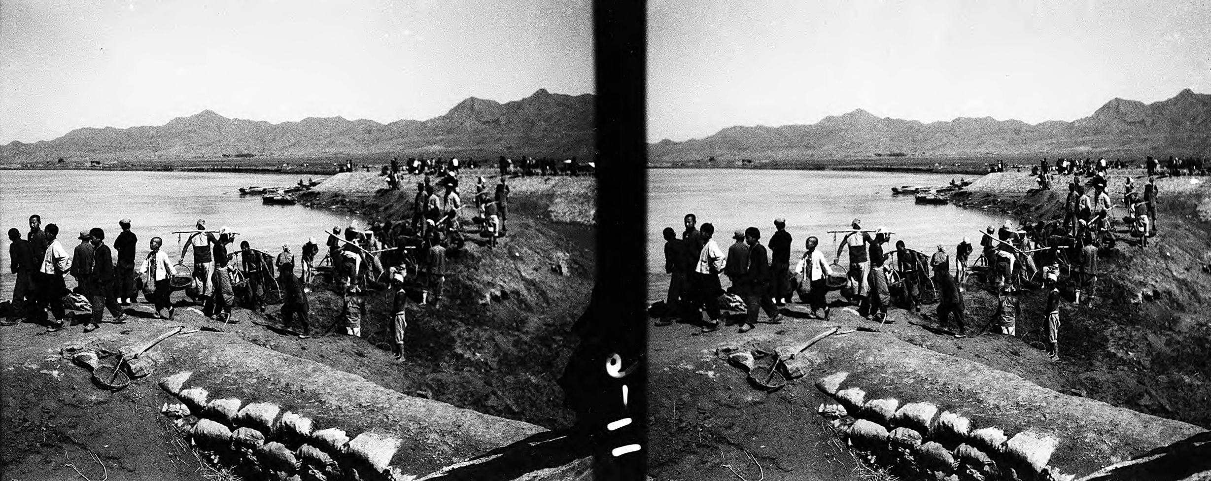 【JPG清晰版】._内蒙古，在黄河沿岸修建水坝