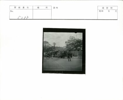 20世纪初城市街道繁华景象.jpg