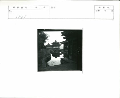 中式园林凉亭小桥流水景.jpg