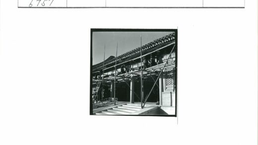 传统建筑屋顶修复施工实景.jpg