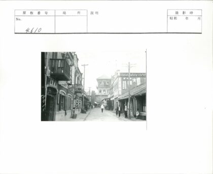 历史建筑林立的多元文化街道.jpg
