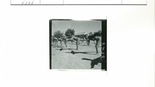 士兵户外沙地训练实拍.jpg