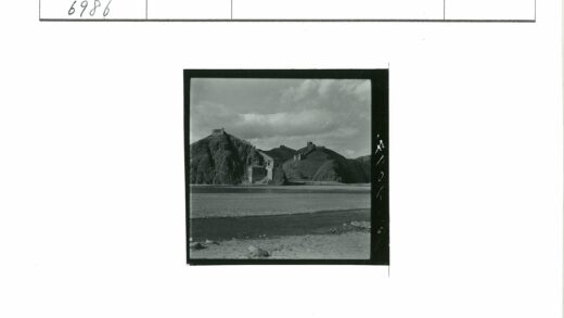 多云山景古建倒影水面前景.jpg