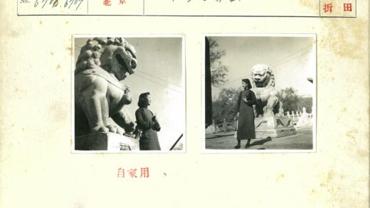 女人与石狮雕像自然背景.jpg