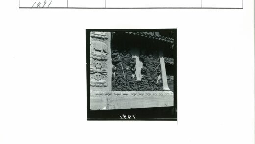 寺庙外墙武士石雕细节.jpg
