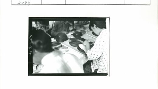 手工艺品制作过程展示.jpg