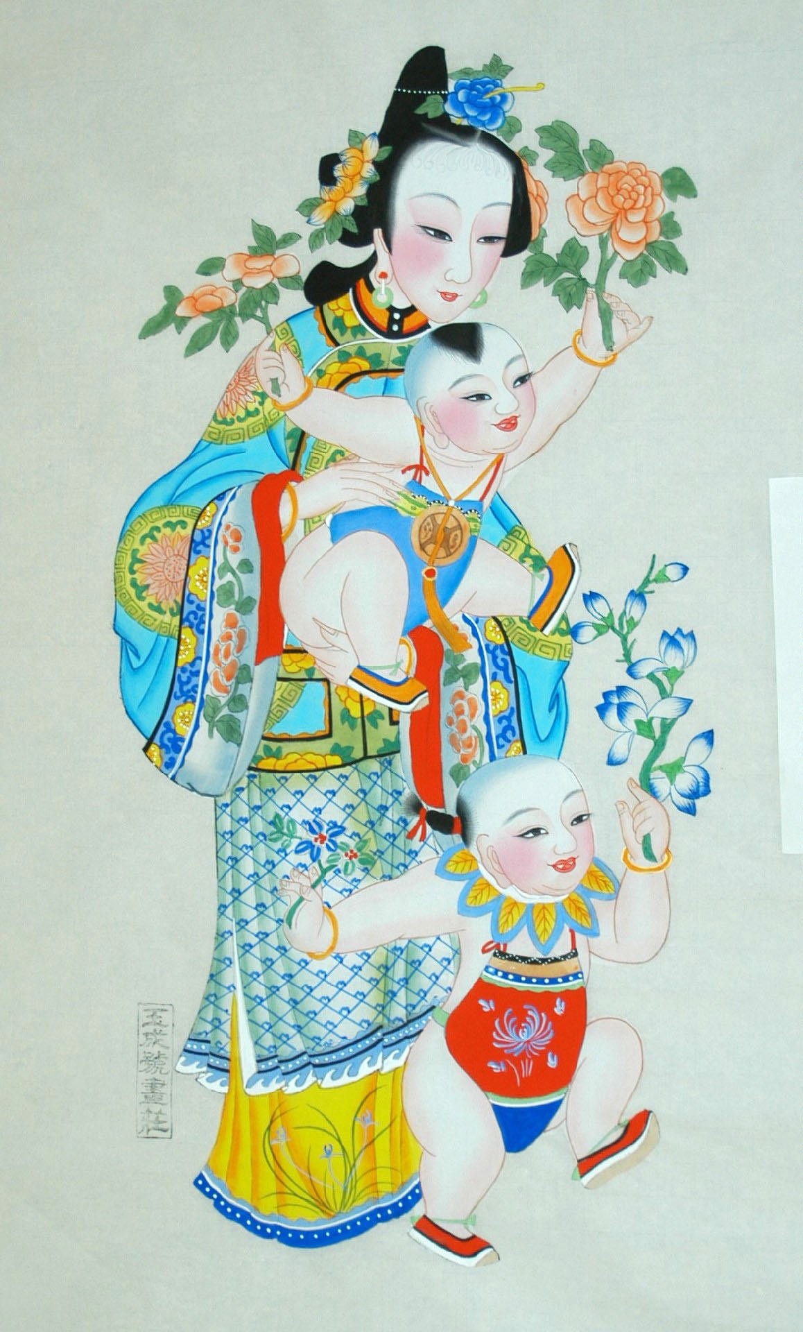 _楊柳青_仕女戯嬰図、富貴寿考_子, 髪飾り, 首飾り, 芭蕉葉, 牡丹, 衣服, 菊花, 木犀, 美人, 母, 桂花, 金銭, 木蓮
