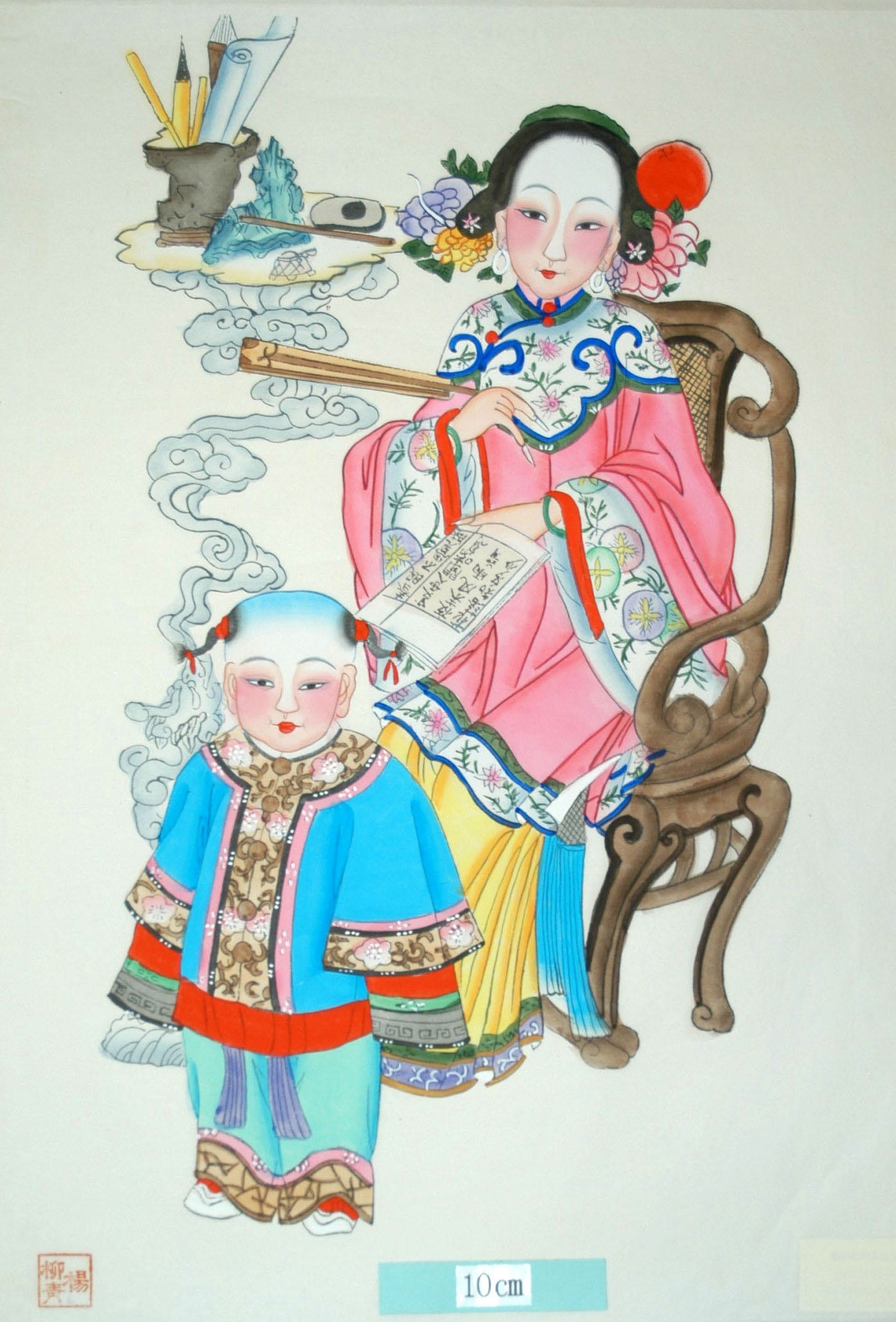 _楊柳青_閨房教子_子, 梅花, 髪飾り, 牡丹, 衣服, 蔓, 石, 筆, 紙, 筆立て, 硯, 墨, 書籍, 美人, 母, 朝顔, 扇子