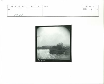 水边古建与远山塔影.jpg