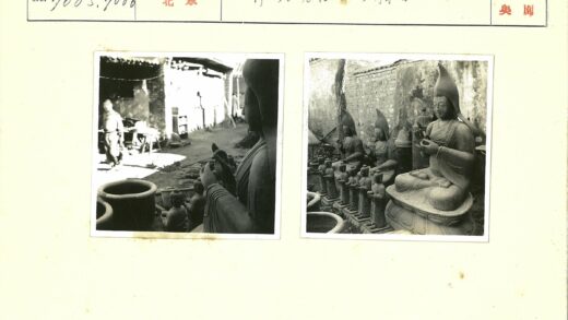 砖墙旁大型坐像与小雕像排列.jpg