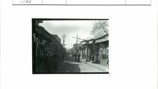 繁华街道汉字招牌街景.jpg