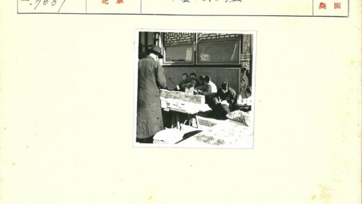 街头小贩与读书孩童.jpg