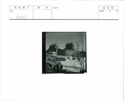 雪中古堡防御建筑群聚.jpg
