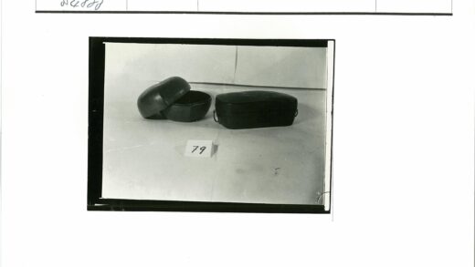 79号黑色矩形容器开闭对比.jpg