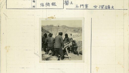 乡村木屋集会与冬季篮筐.jpg