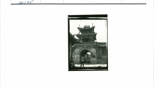 亚洲传统雕刻大门古巷人文.jpg