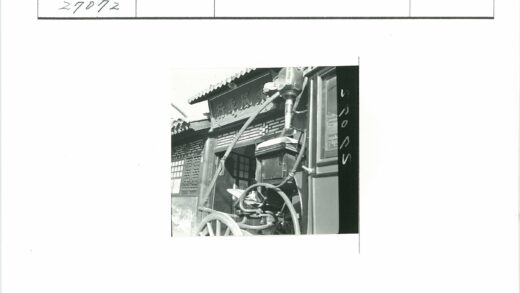 亚洲风格加油站建筑.jpg