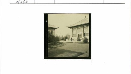 传统中国建筑与自然景观.jpg
