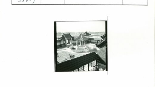 传统亚洲庭院亭台花园景观.jpg