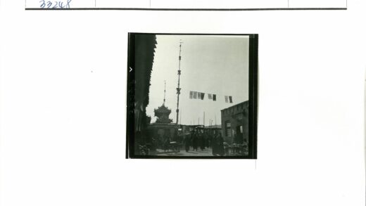传统市场与宝塔街景.jpg