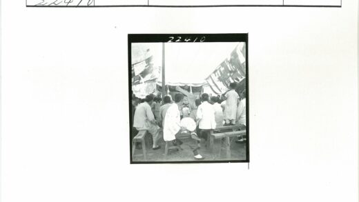 传统布料展示活动现场.jpg