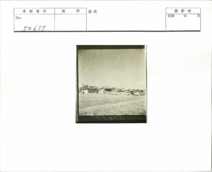 传统建筑与自然风光.jpg