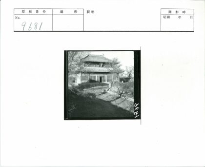 传统建筑冬日景观.jpg