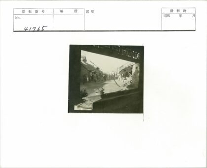 传统建筑街道商铺景观.jpg