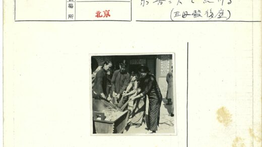 传统建筑香道仪式户外场景.jpg
