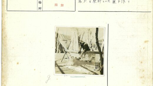 传统手工织布场景.jpg