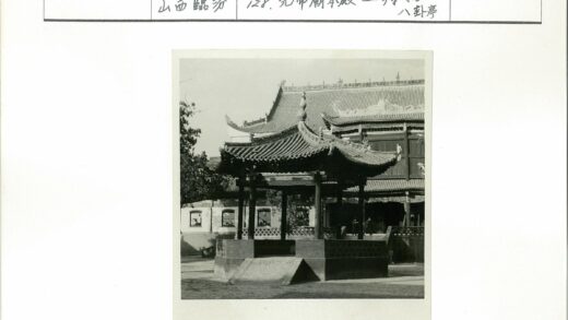 传统曲廊庭院景观.jpg