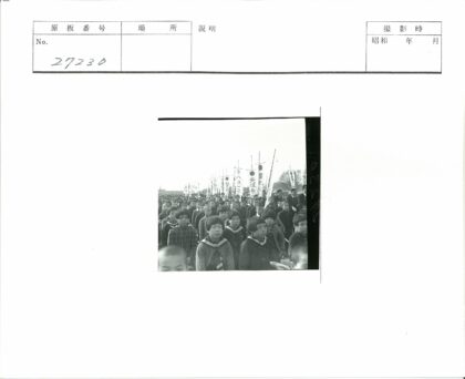 传统服饰户外集会活动.jpg