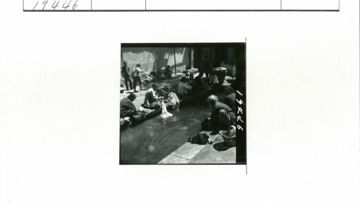 传统洗衣场景生活纪实.jpg