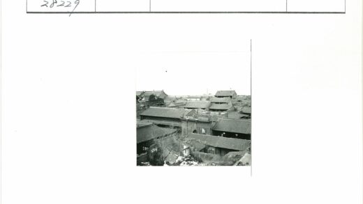 传统瓦顶建筑户外景观.jpg