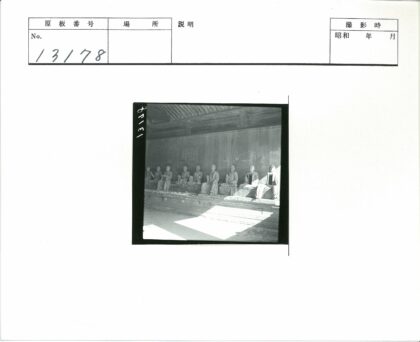 传统石雕与木构建筑艺术.jpg