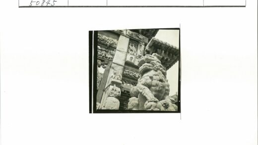 传统石雕狮子与建筑浮雕艺术.jpg