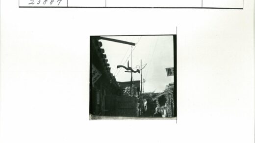 传统街景木鸟风铃.jpg