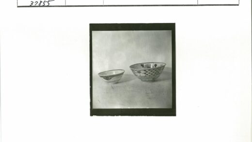 传统陶瓷碗艺术展示.jpg