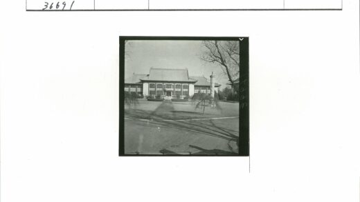 传统风格建筑与景观花园.jpg