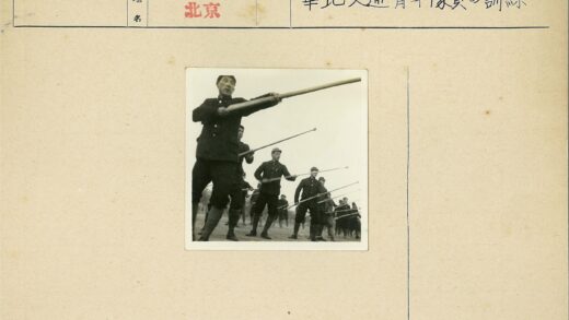 军人操场长杆训练纪实.jpg