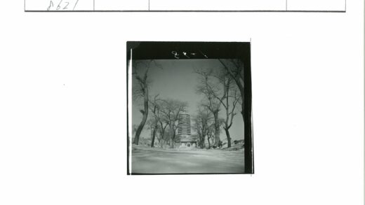 冬季在建高层与周边建筑景观.jpg