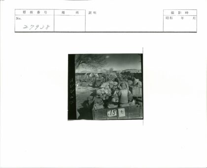 冬季物资分发街景.jpg