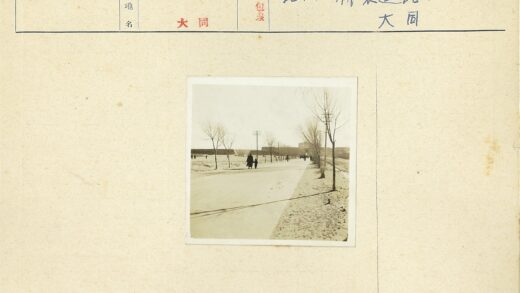 冬日街景与建筑.jpg