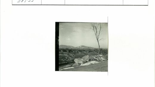 冬日雪村山景.jpg
