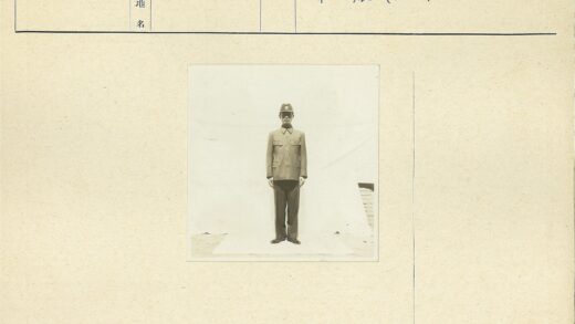 制服人物肖像照.jpg